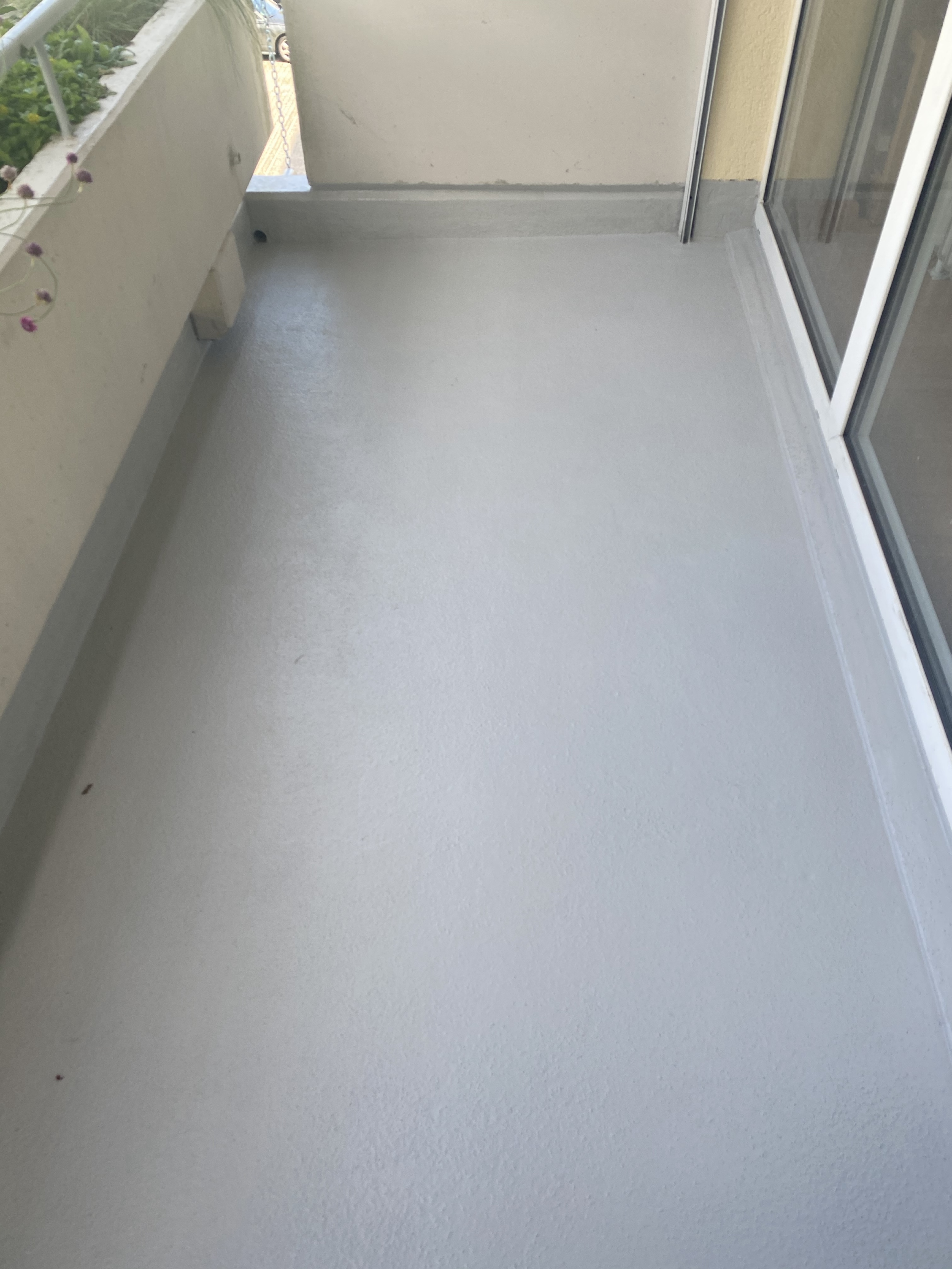 Hidroizolație balcon lucios